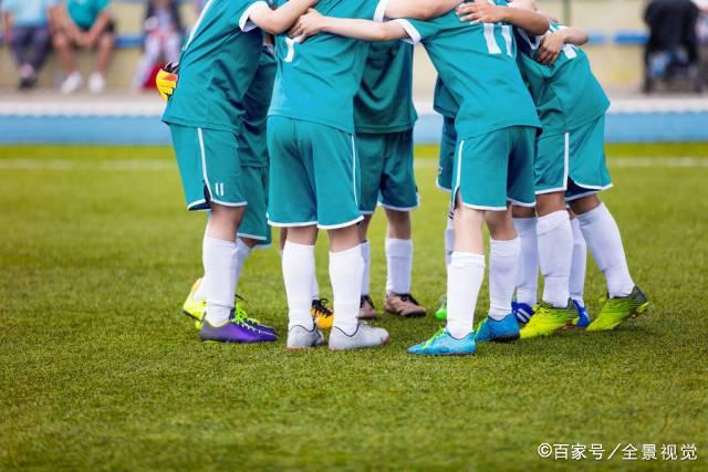 世体：巴萨青训门将雅科比什维利即将转会，巴萨保留部分所有权